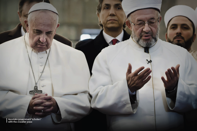 Terrorismo: foto del 'Papa crociato' diffusa da rivista ufficiale Isis