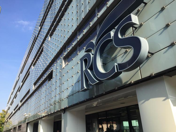 La sede di Rcs Mediagroup a Milano (foto AdnKronos)