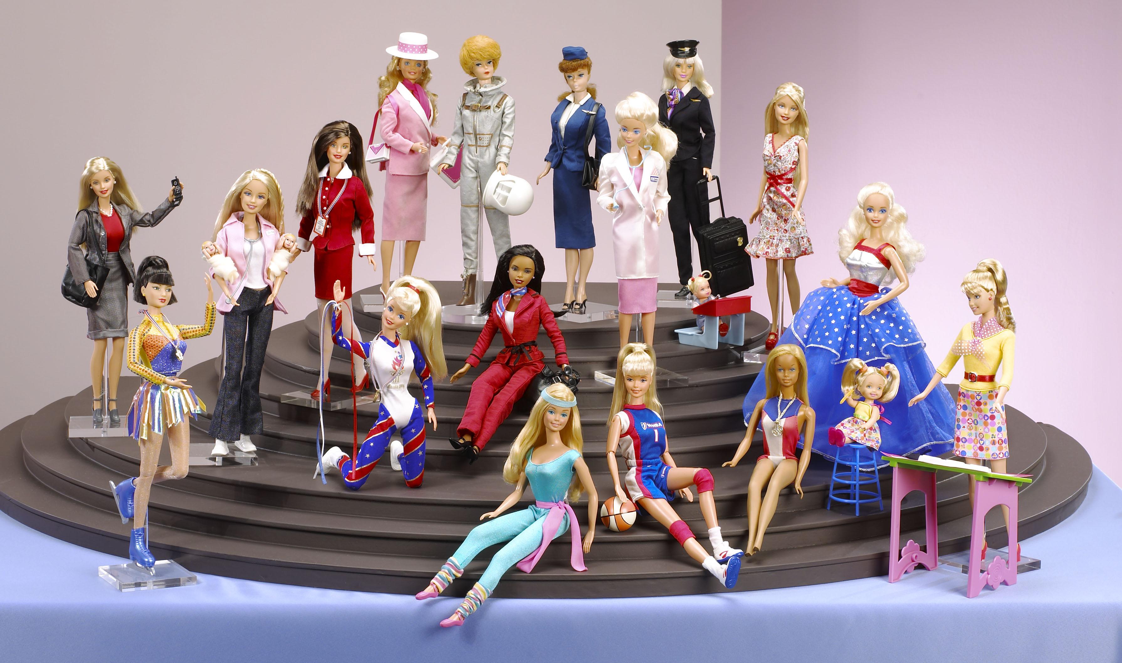 Barbie e le sue innumerevoli carriere, oltre 156 a partire dal 1959 (foto ©Mattel Inc.)