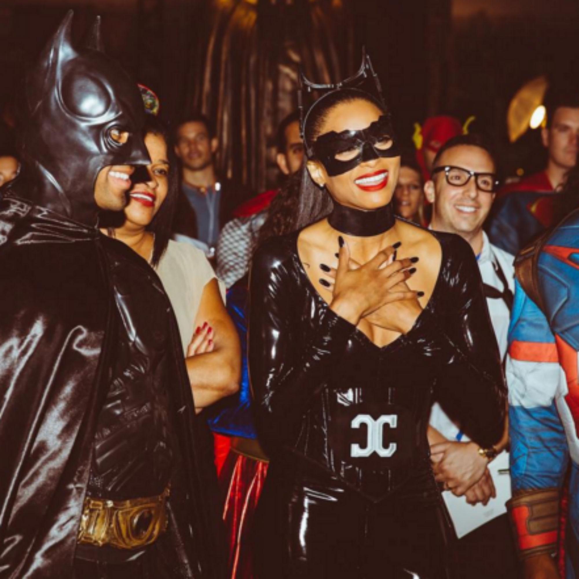 La cantante Ciara per Halloween 2015 ha già scelto il costume: sarà una sexy Bat-girl (foto da Instagram)