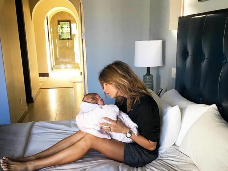 Elisabetta Canalis e sua figlia Skyler Eva (foto dal profilo Instagram)