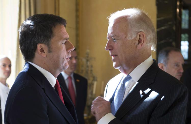 Il presidente del Consiglio Matteo Renzi e il vicepresidente americano Joe Biden (Foto dal sito del Governo)