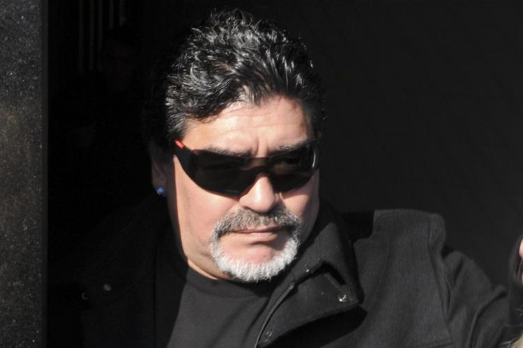 Maradona operato in Venezuela, sostituito il bypass gastrico