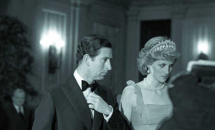 Il principe Carlo d'Inghilterra accanto a lady Diana, in visita a Milano a Palazzo Marino (Fotogramma) - FOTOGRAMMA
