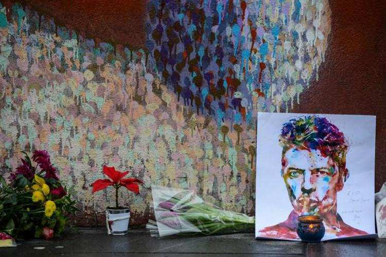 Tributo floreale per David Bowie, morto di cancro a 69 anni (AFP PHOTO) - (AFP PHOTO)