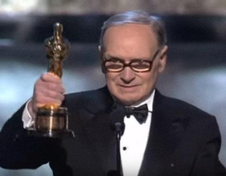 Ennio Morricone wins Oscar for best original score