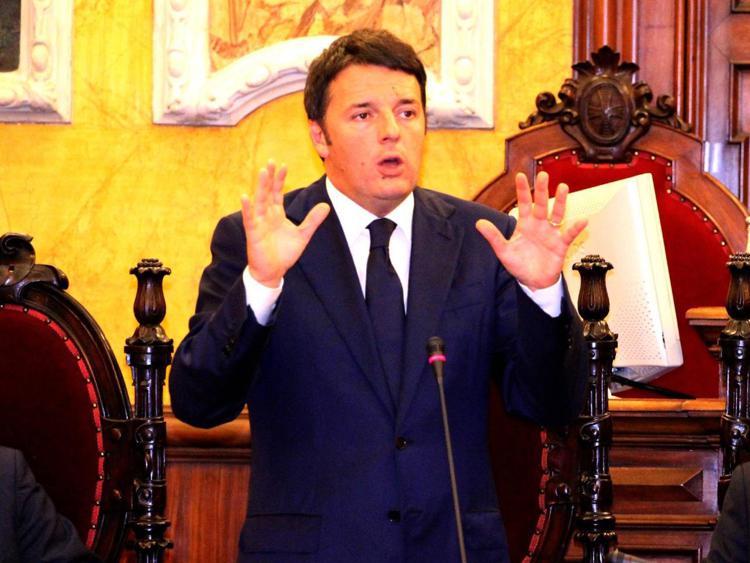 Il presidente del Consiglio Matteo Renzi (Fotogramma) 