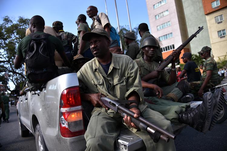 Soldati per le strade di Port-au-Prince (AFP)  - (AFP)
