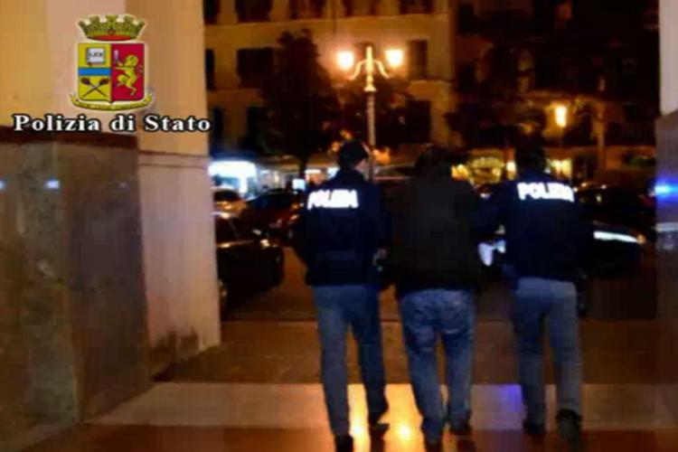 Salerno, arrestato algerino legato agli attacchi di Parigi e Bruxelles