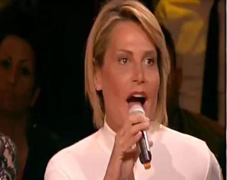 Simona Ventura (Fermo immagine dal video)