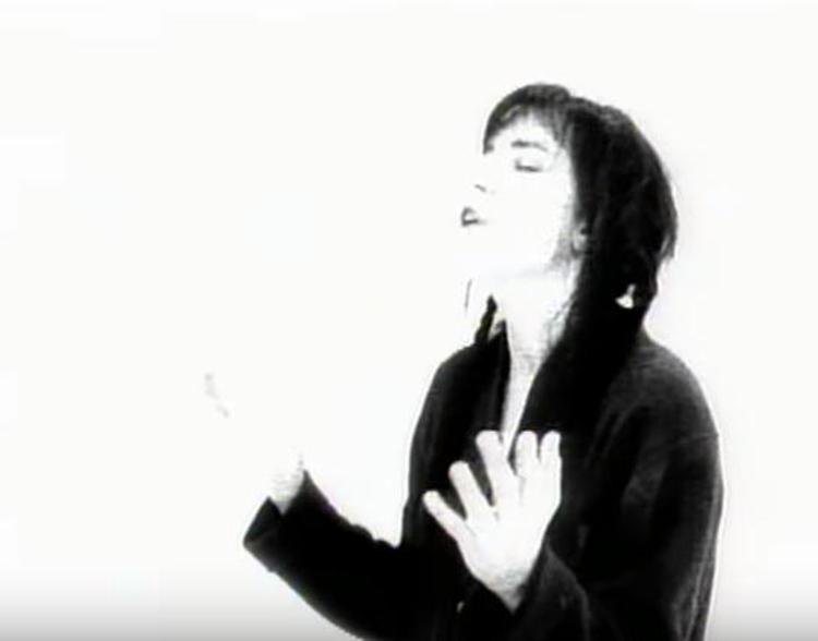 Patti Smith (Fermo immagine dal video di 'People have the power')