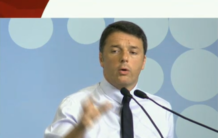 Renzi sfida l'Ue: 