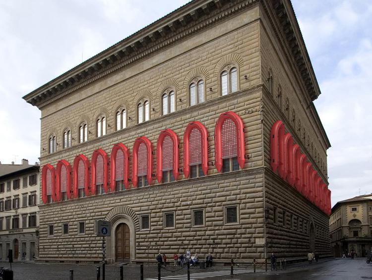 Renderig facciata Palazzo Strozzi con installazione 'Reframe'