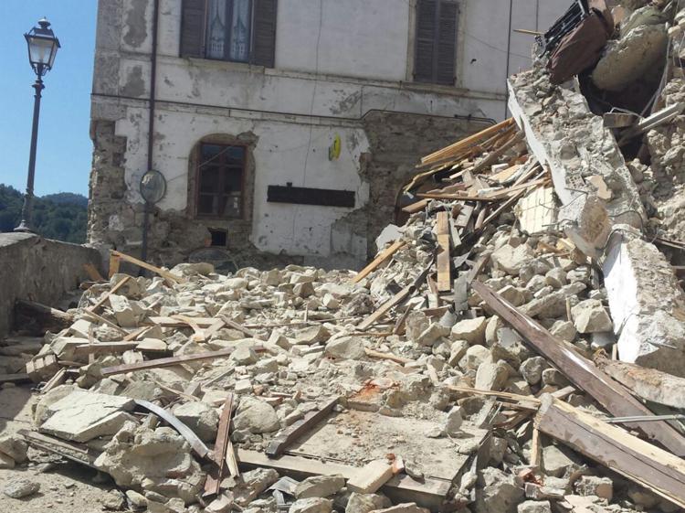 Arquata dopo il terremoto  (Foto Adnkronos)
