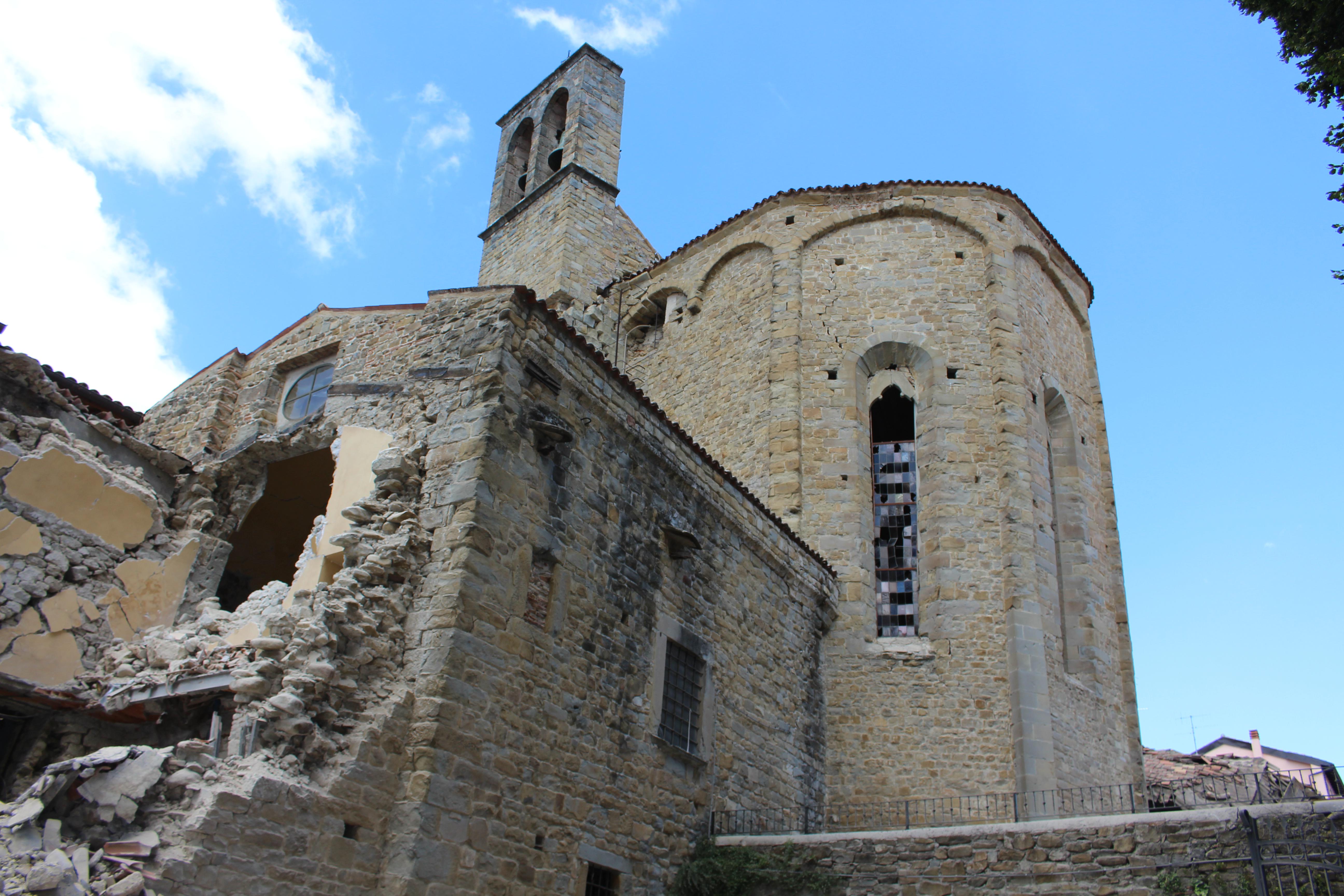 Amatrice - Basilica di San Francesco (Foto Carabinieri Tutela Patrimonio Culturale)