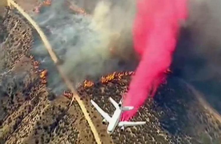 Incendi in California, evacuate 82mila persone: è stato d'emergenza
