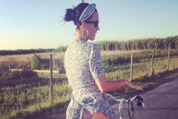 Katy Perry in bicicletta (Instagram)