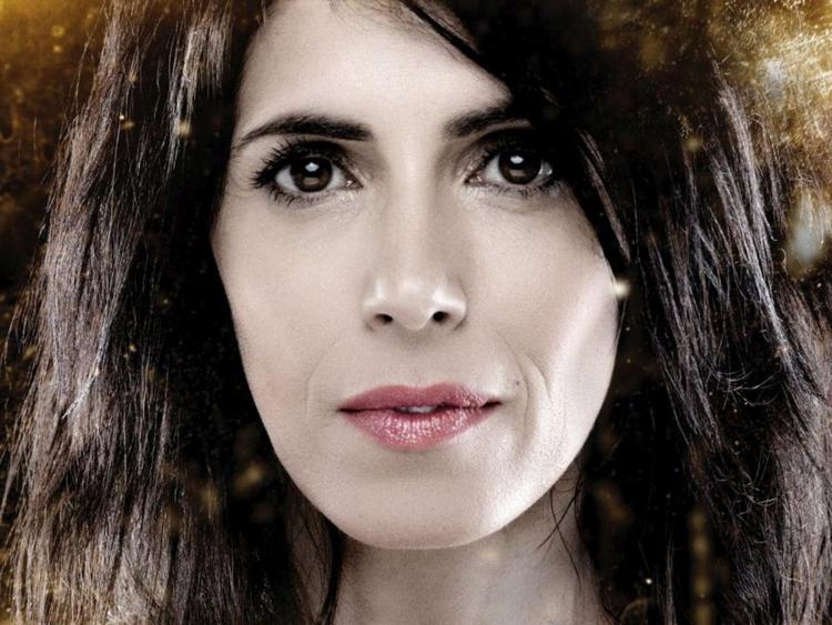 Giorgia fotograta sulla cover del nuovo album 'Oronero', in uscita il 28 ottobre