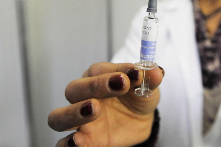 Influenza: Vitale, strategia vaccinale 'su misura' per ogni persona