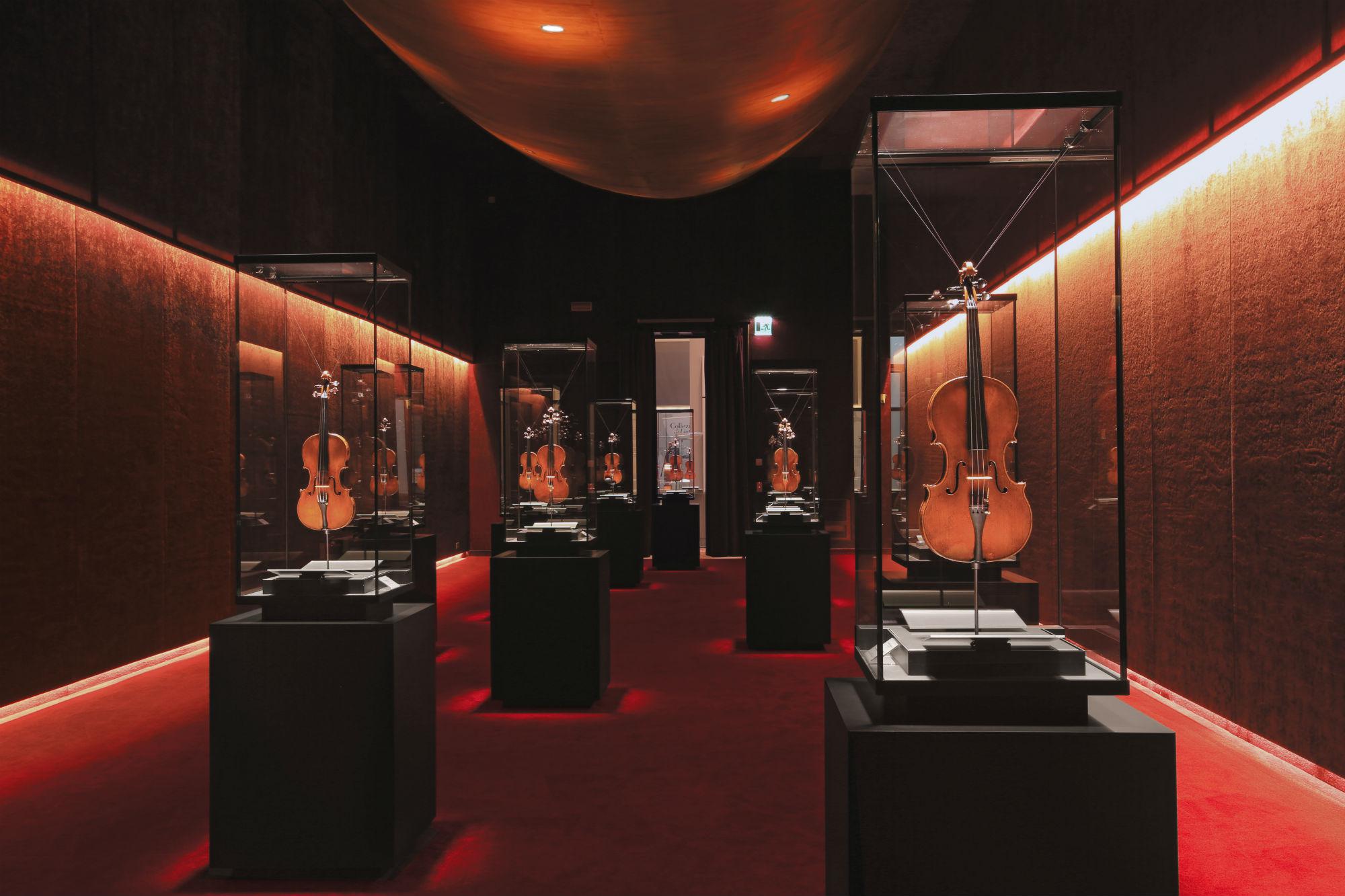 Cremona, Museo del Violino, lo Scrigno dei Tesori (foto di Mino Boiocchi)