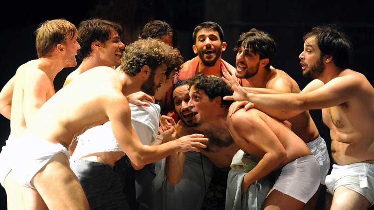 Una scena di 'Ragazzi di vita' in programma al Teatro Argentina dal 26 ottobre al 20 novembre