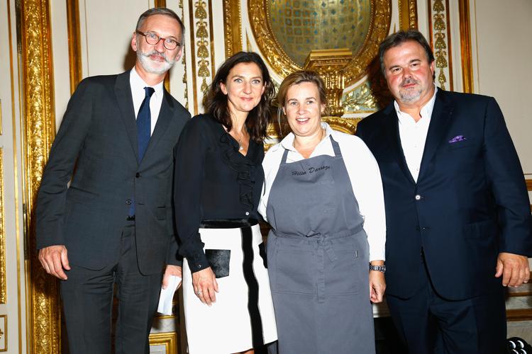 Jean Cassegrain, Sophie Delafontaine, Helene Darroze, Pierre Herme al party Longchamp - (Getty Images) 