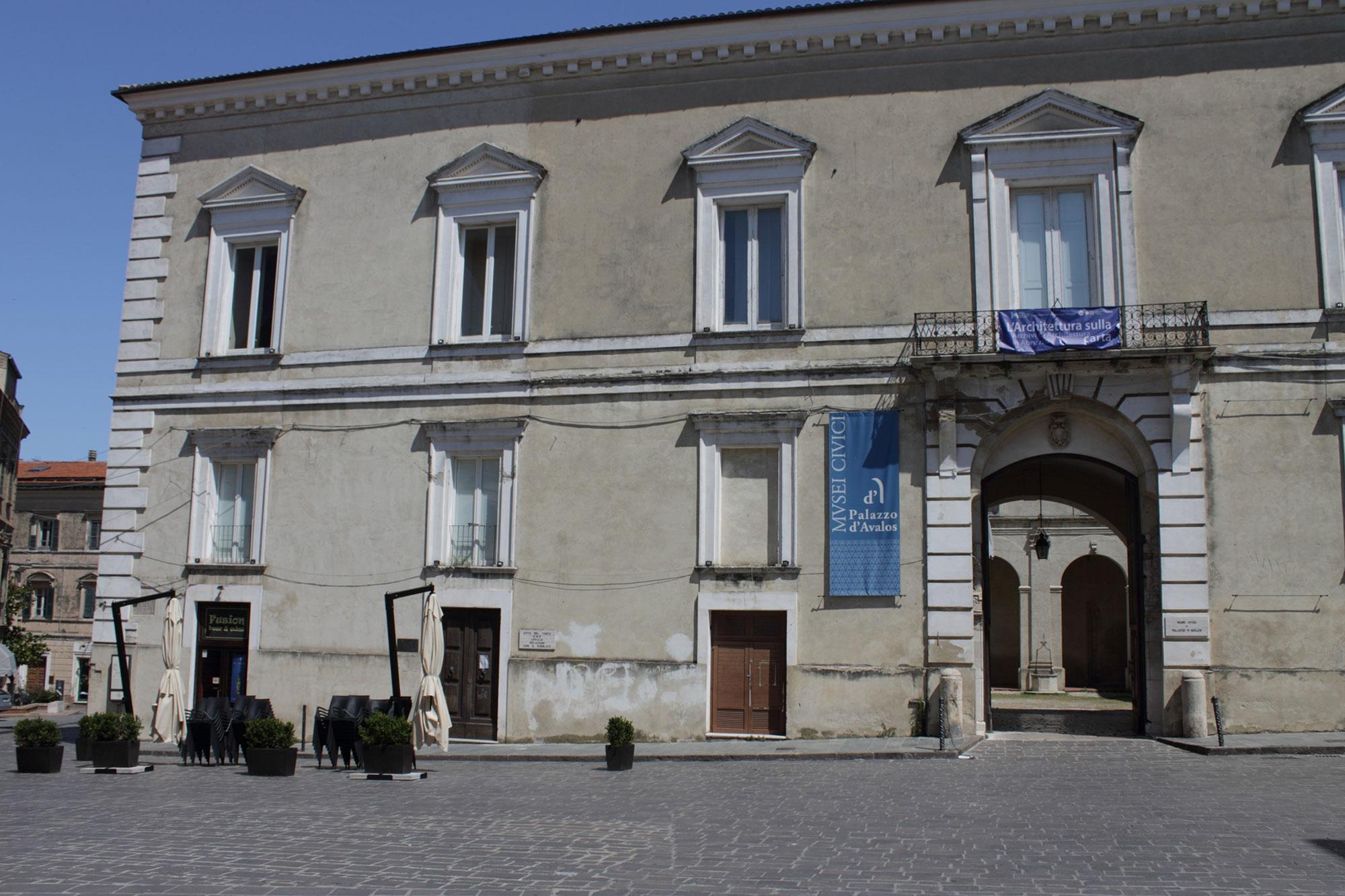 Vasto, Musei Civici (foto di Elio Torlontano, su gentile concessione della Direzione regionale per i beni culturali dell'Abruzzo - Soprintendenza per i beni archeologici dell'Abruzzo)