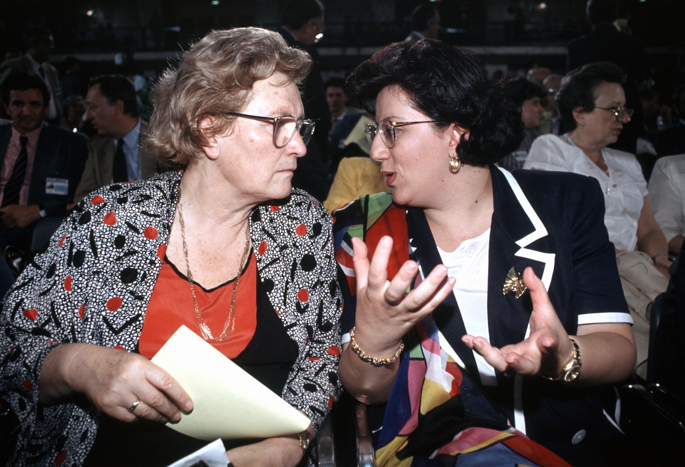 Da sinistra, Tina Anselmi e Russo B (Fotogramma)