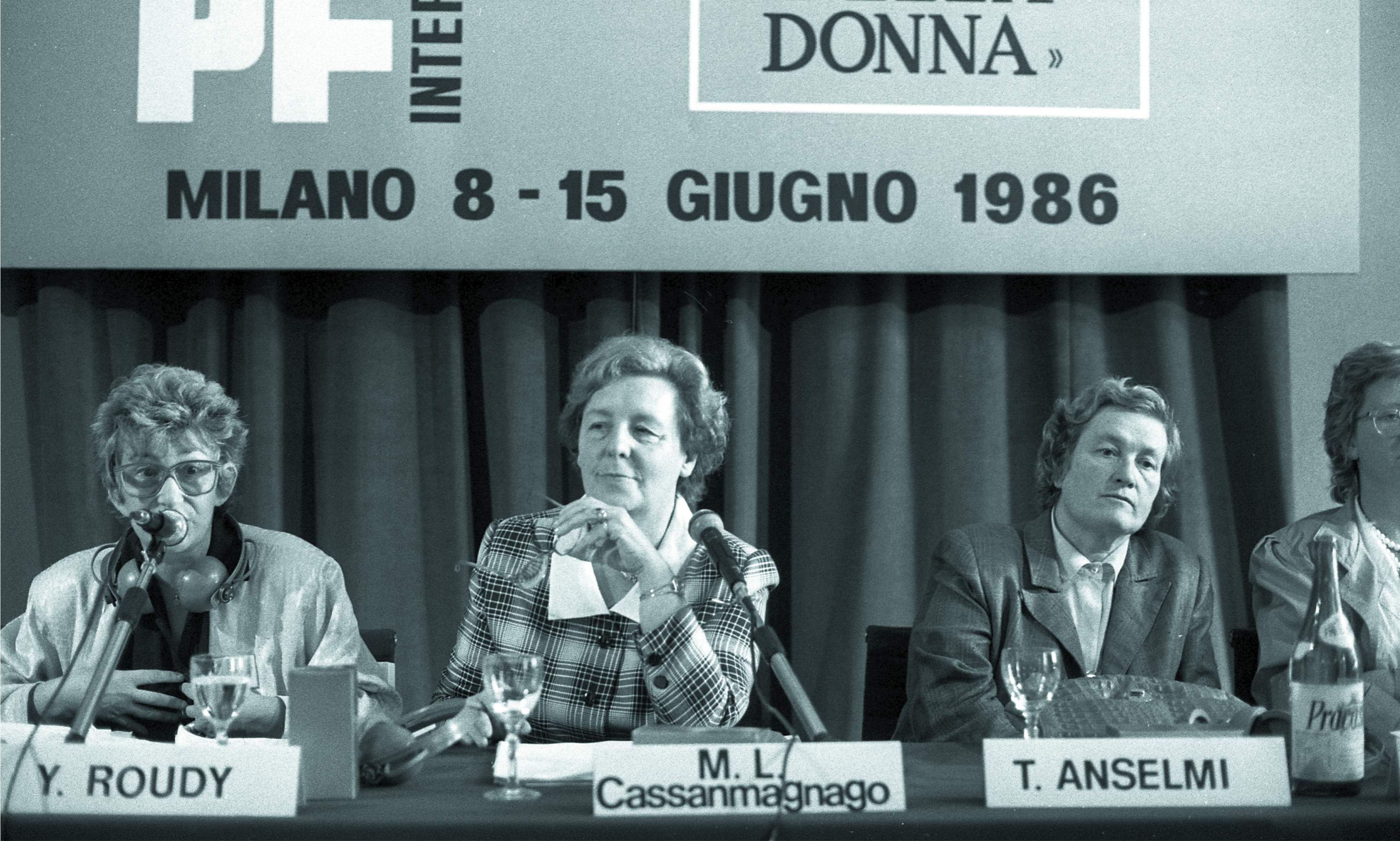 Ex stelline, congresso giornaliste: Y. Roudy, Maria Luisa Cassanmagnago, Tina Anselmi (Fotogramma)