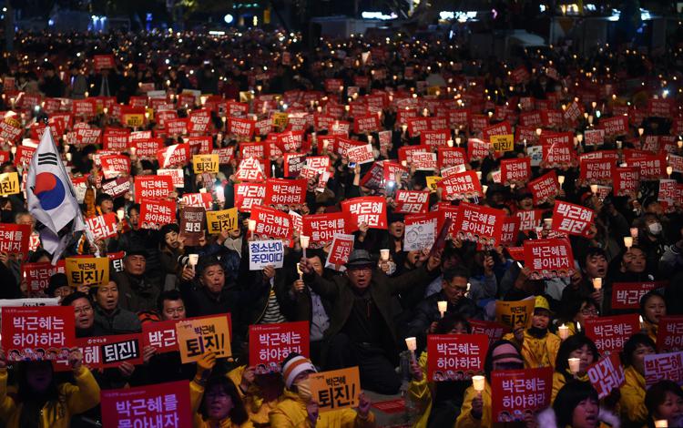 Proteste contro la presidente sudcoreana Park Geun-hye (Afp) - AFP