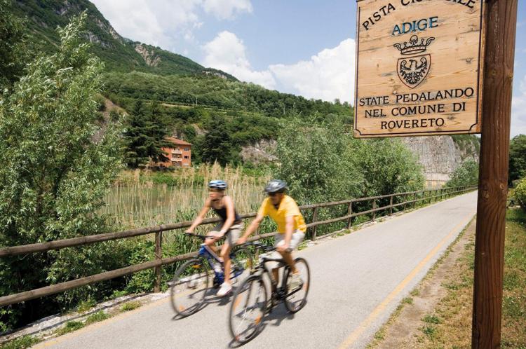 Trentino: 'bikeconomy' vale decine di mln di euro