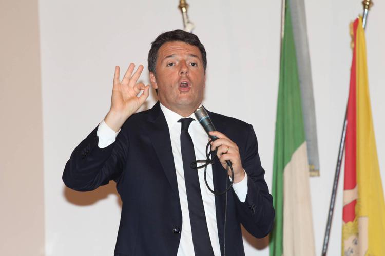 Il premier Matteo Renzi in Sicilia (FOTOGRAMMA) - (FOTOGRAMMA)