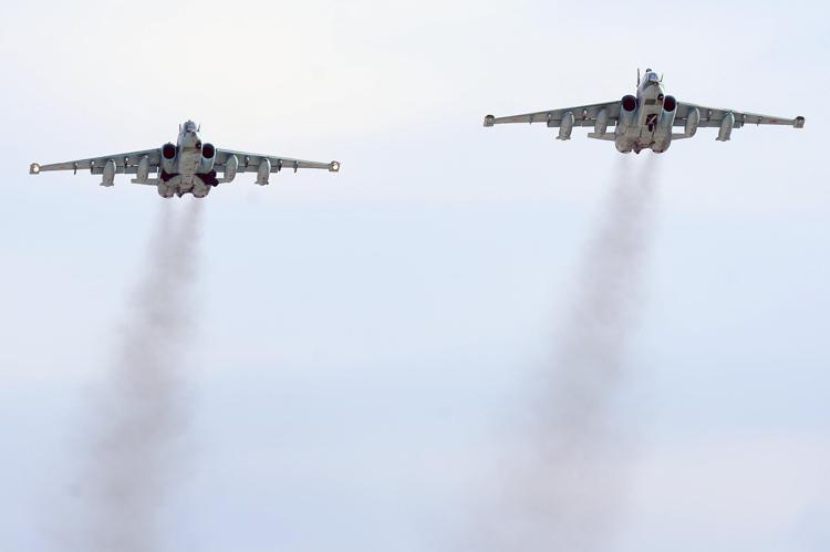 Coalition air strikes against IS plummet