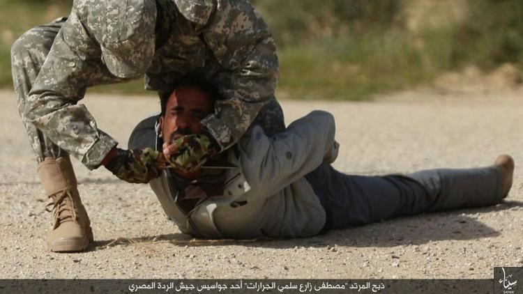 Islamic State militants behead two Iraqi officers