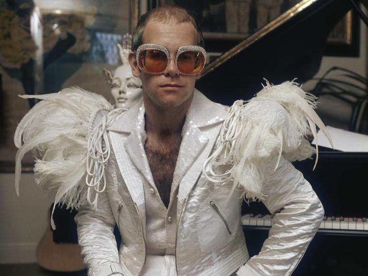 Elton John fotografato da Terry O'Neill nel 1973