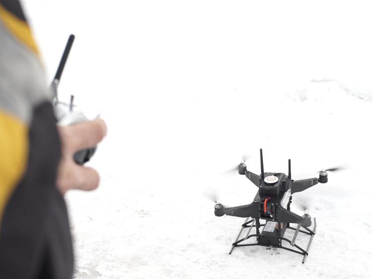 Montagna: contro le slavine arrivano droni, robot e aereomodelli