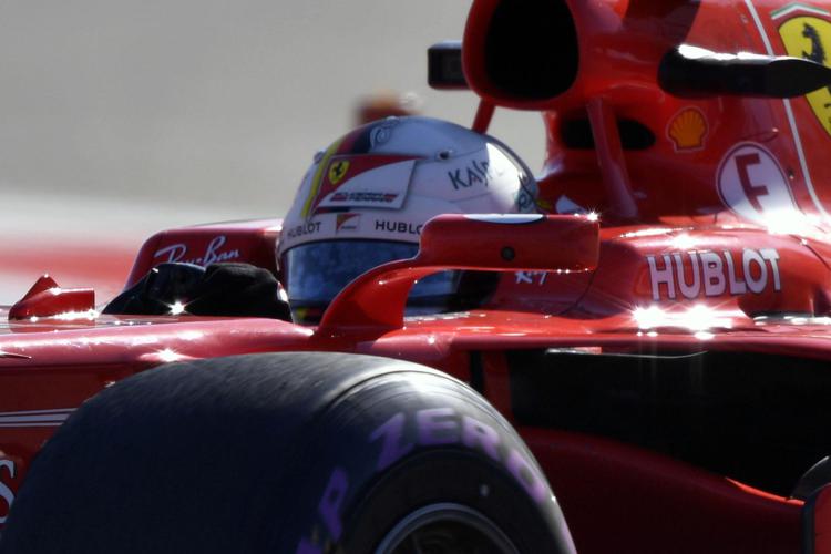 Sebastian Vettel a bordo della sua Ferrari (AFP PHOTO) - (AFP PHOTO)