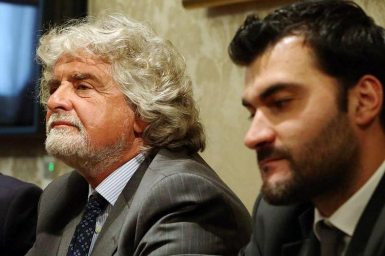 Nella foto Beppe Grillo con Riccardo Nuti