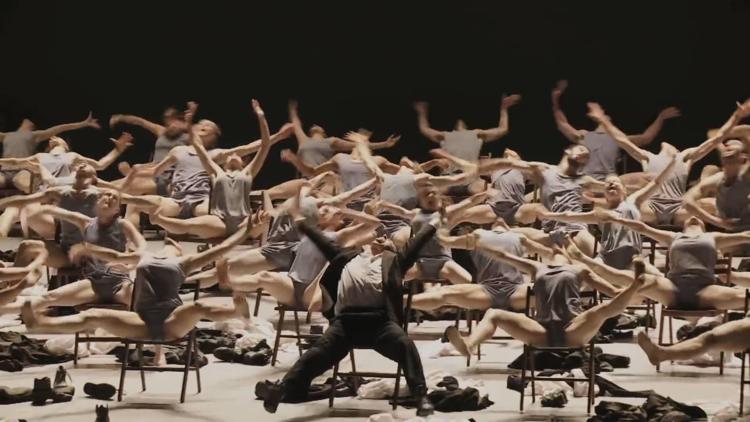 'Mr Gaga' il film di Tomer Heymann, dedicato a Ohad Naharin 