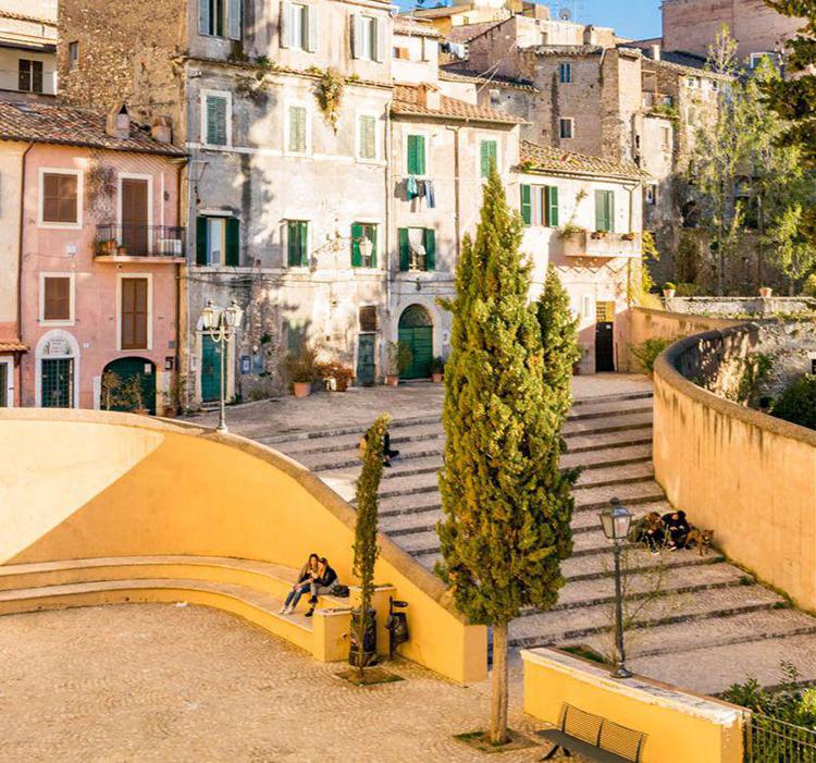 Lazio: Yallers, a Tivoli con bus Cotral alla riscoperta centro storico