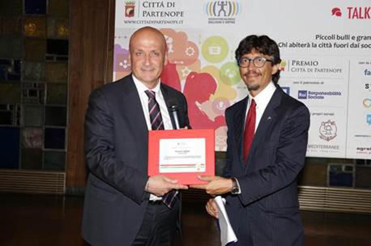 Premi: Città di Partenope premia sindaco di Pozzuoli per vivibilità città