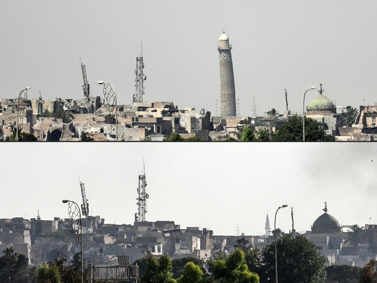 La zona della moschea di Mosul prima e dopo l'esplosione con cui i militanti Is hanno fatto saltare in aria il minareto (AFP PHOTO) - (AFP PHOTO)