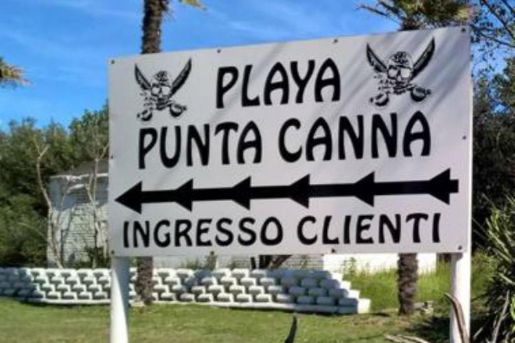 Dal profilo Facebook di 'Playa Punta Canna Sottomarina