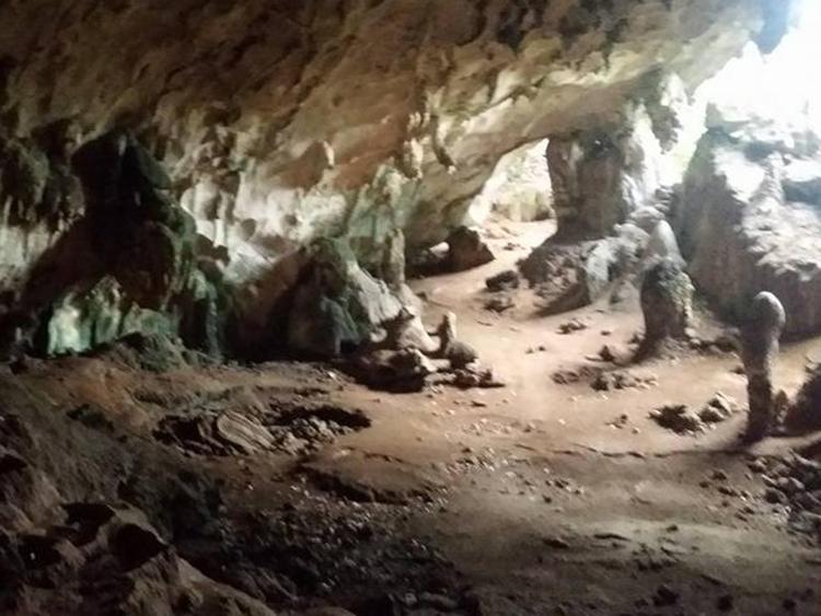 Indonesia: scavi nel Borneo, ricerca del patrimonio archeologico umanità