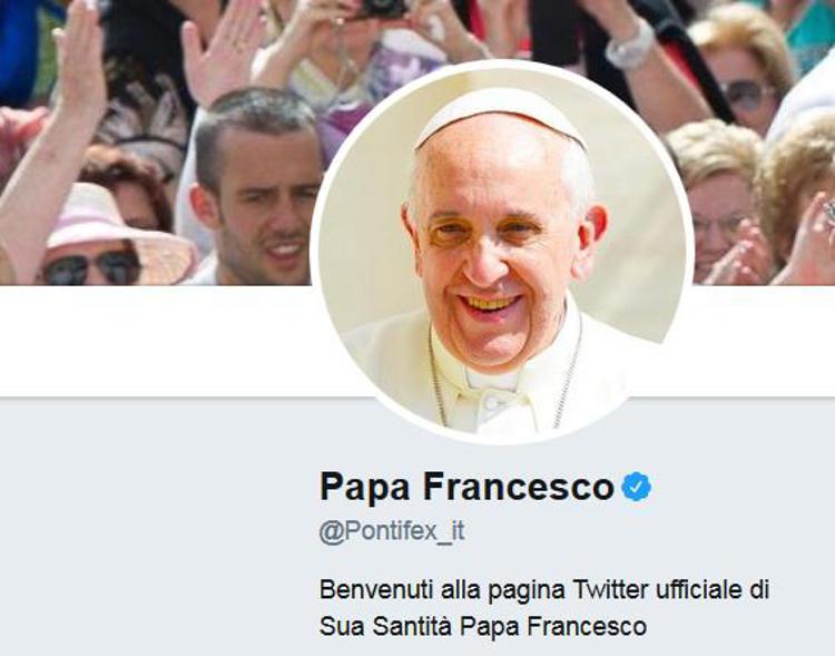 Papa su Twitter, boom di follower: oltre 35 milioni per @Pontifex