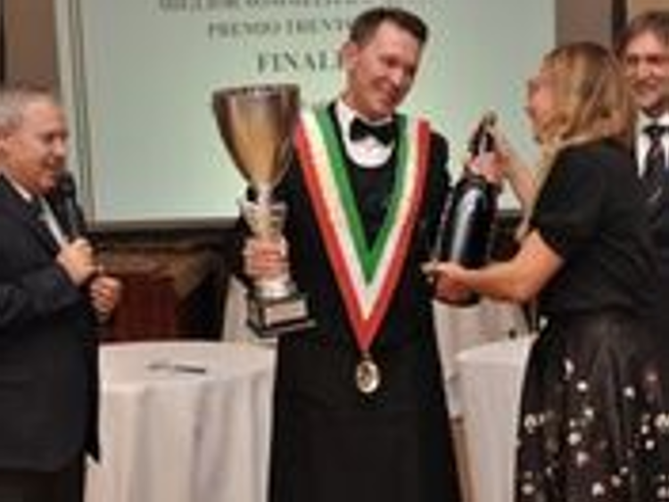 Vino: Roberto Anesi 'Miglior sommelier d’Italia', vince 'Premio Trentodoc'