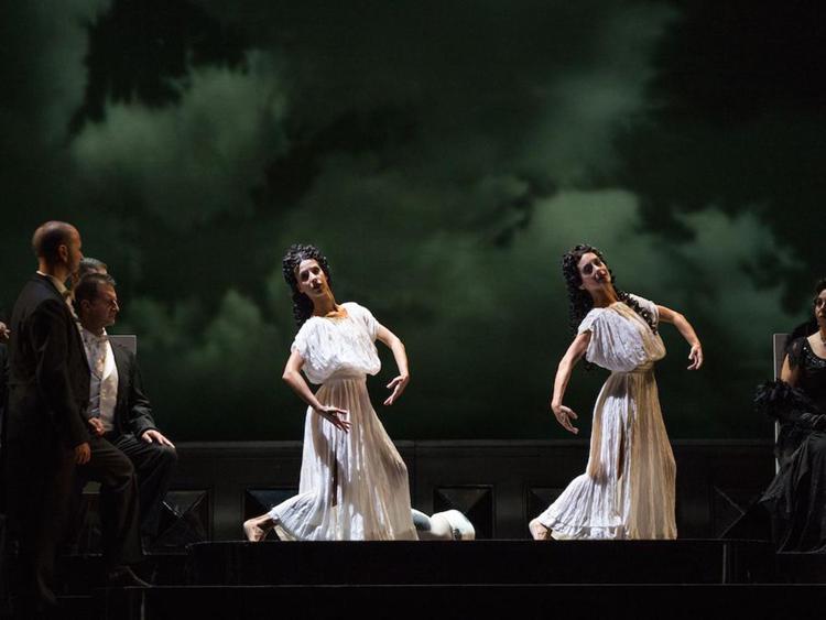 Una scena dell''Adriana Lecouvreur' di Francesco Cilea al Teatro Massimo di Palermo (foto Rossellina Garbo) 