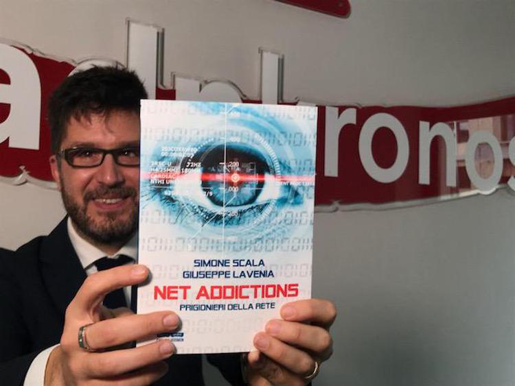 Giuseppe Lavenia e il suo libro 'Net Addictions' - Adnkronos