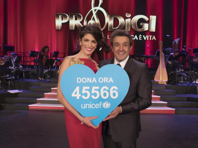 Anna Valle e Flavio Insinna alla conduzione di 'Prodigi' su Rai1