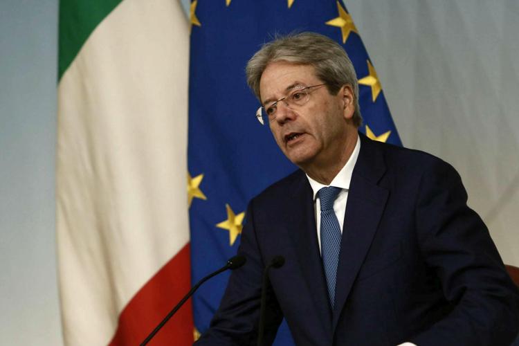 Gentiloni urges Italy to show 'responsibility'